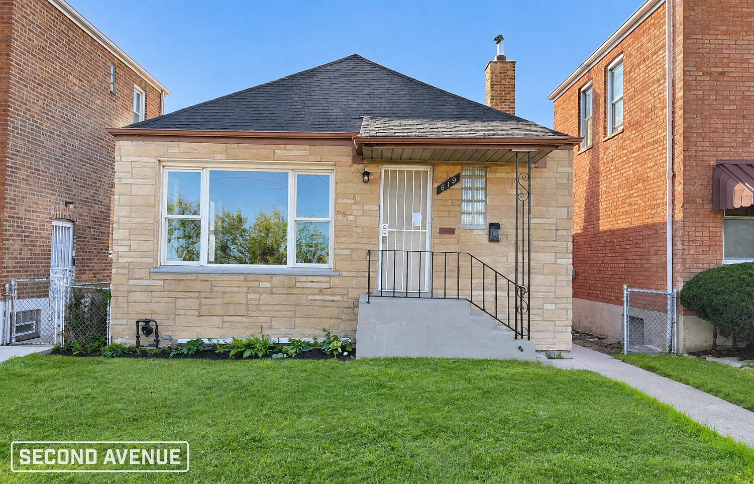 4 bed, 2.0 bath, 1459 sqft, $2,575 — Photo 1