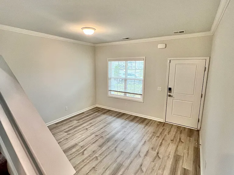 108 Horncastle Ct — Photo 15