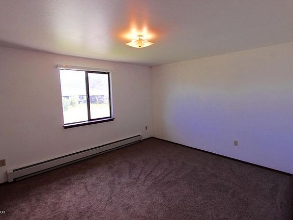 5th image of 221 20th St