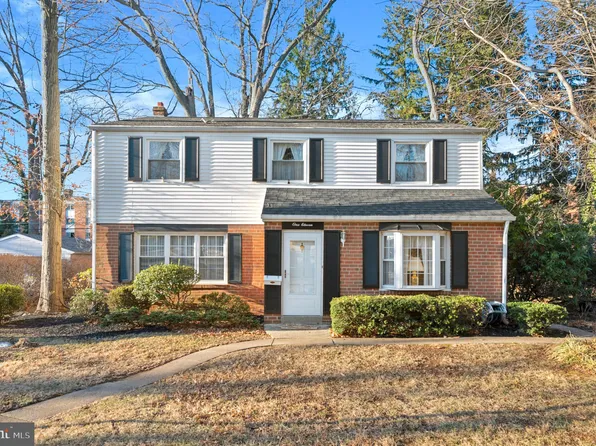 111 Mulberry Ln, Newtown Square, PA 19073