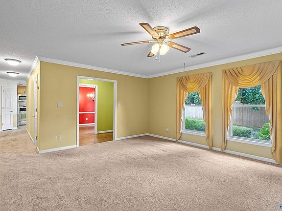 4th image of 6861 Steeplechase Dr NW
