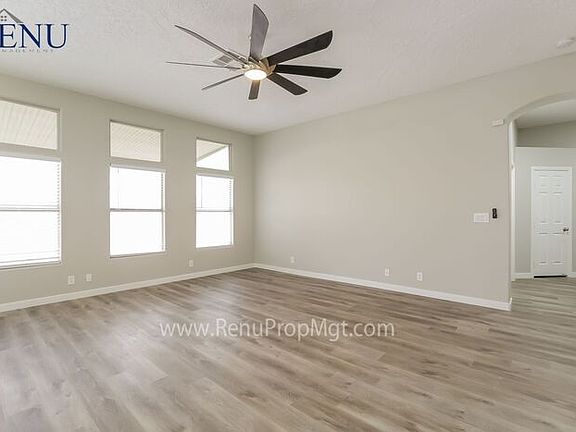 4th image of 2237 Bridle Wreath Ln