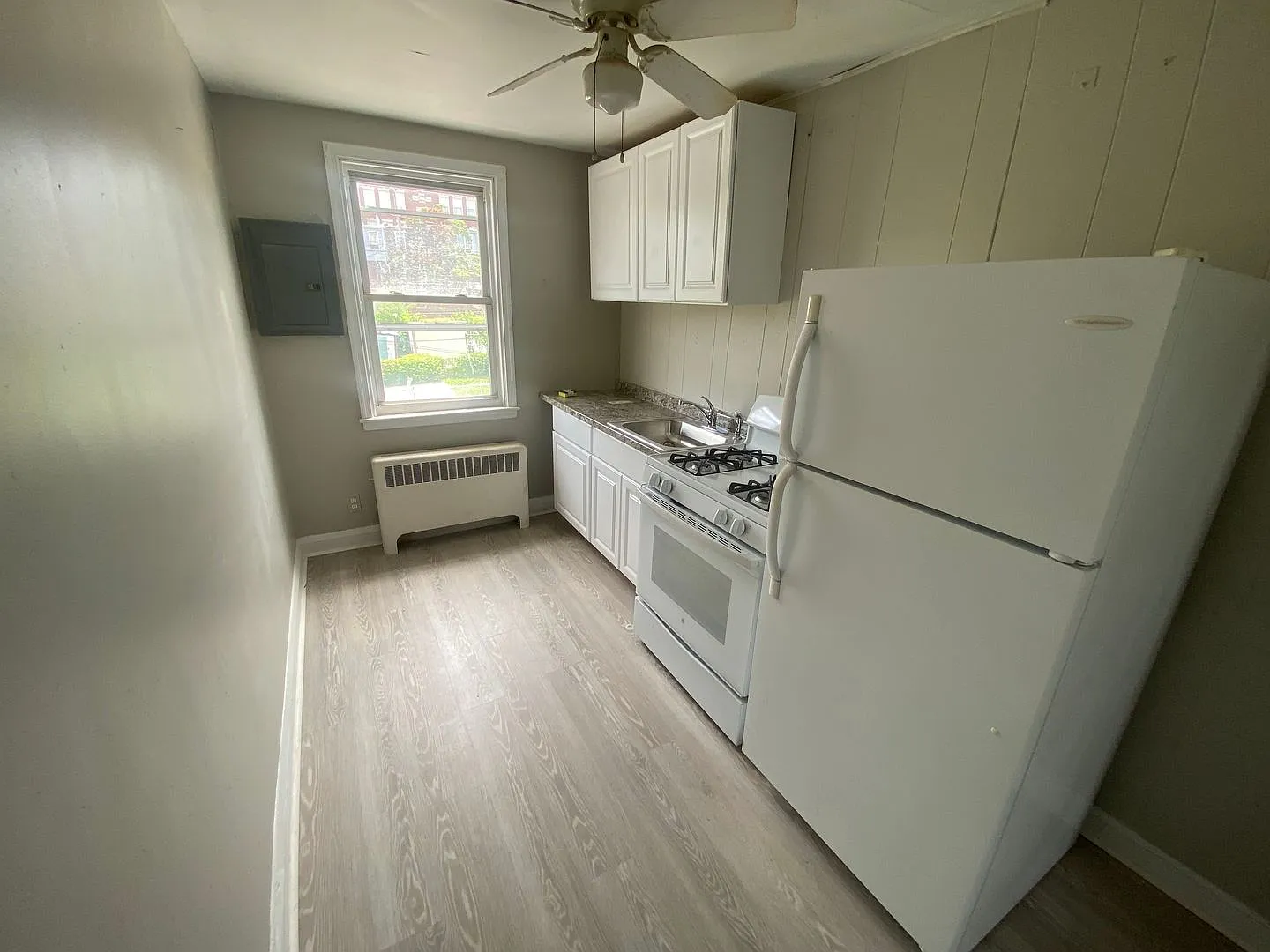 2709 E. Federal Street Unit 1 — Photo 2