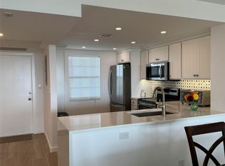 575 Oaks Ln APT 1005, Pompano Beach, FL 33069