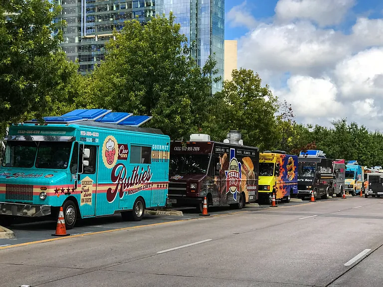 Enjoy the fantastic food truck culture of Dallas