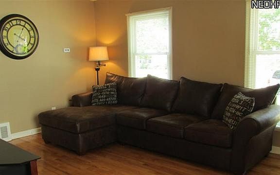 4th image of 2416 Shaw Ave