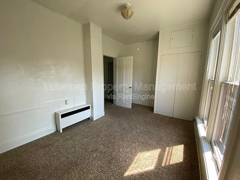 431 W Vine St — Photo 21