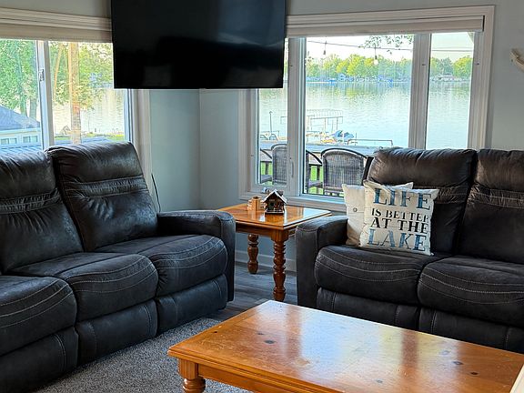5th image of 243 Donnell Dr