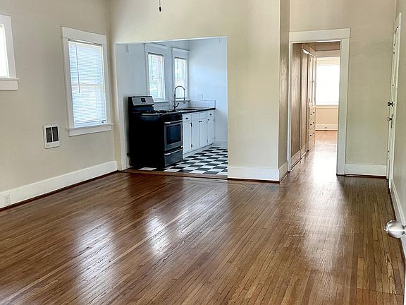 5th image of 349 Molino Ave #1/2