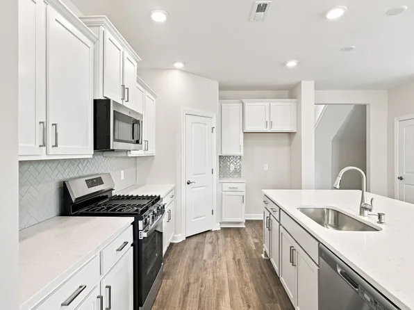 4037 Morning Dew Path, Leland, NC 28451