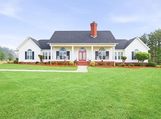 521 Ten Mile Rd, Fitzgerald, GA 31750