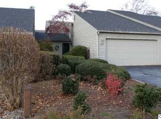 208 Shaker Ln, Forest, VA 24551