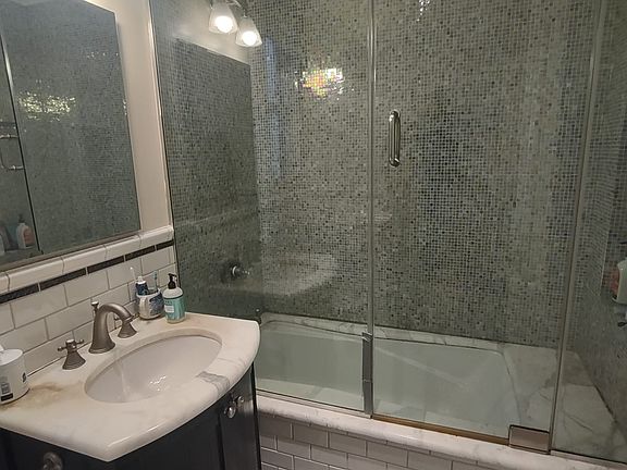 5th image of 238 W 138th St APT 3