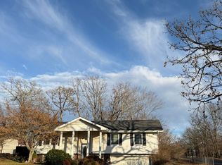 2702 Paula Drive Drive, West Plains, MO 65775