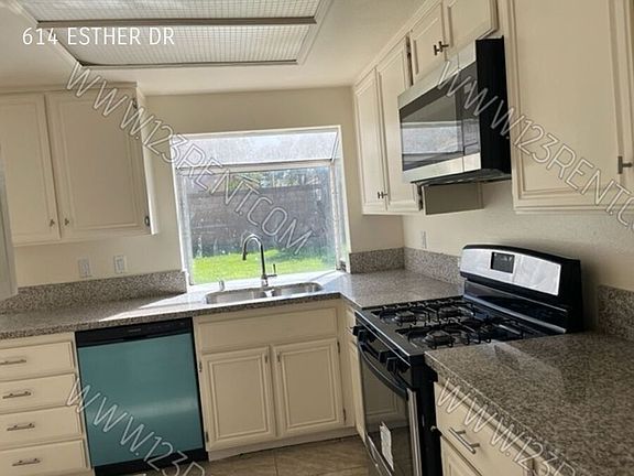 5th image of 614 Esther Dr
