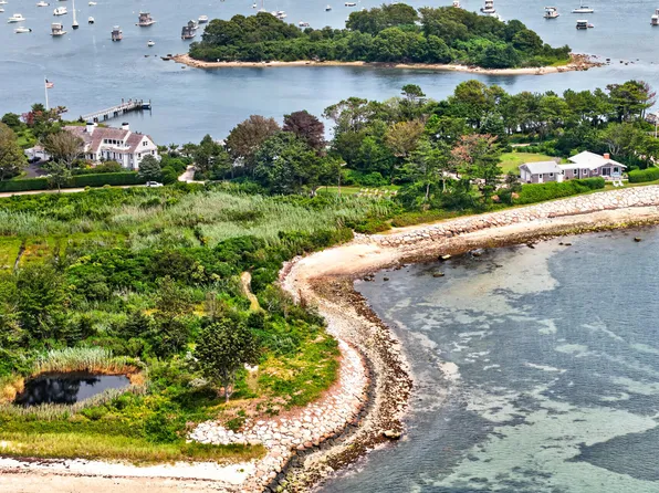 187 Penzance Road, Woods Hole, MA 02543