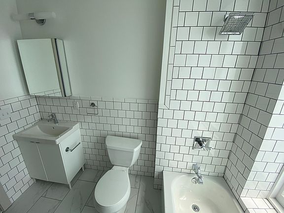 4th image of 609 Broadway #3