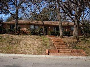 429 Crosstimber Dr, Hurst, TX 76053