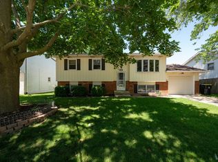 1820 Jacobssen Dr, Normal, IL 61761