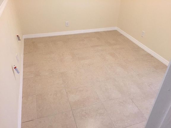 5th image of 1154 Engman St #1