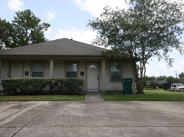 402 Trichelle St #A, Pasadena, TX