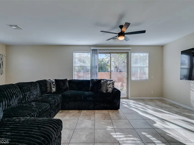 11083 Ketchikan St — Photo 14