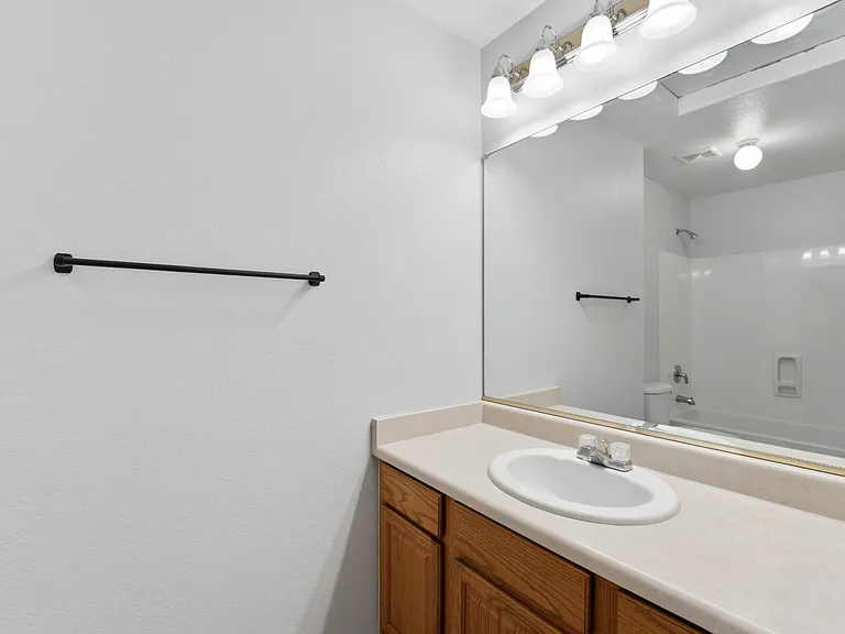 41628 W Hillman Dr — Photo 23