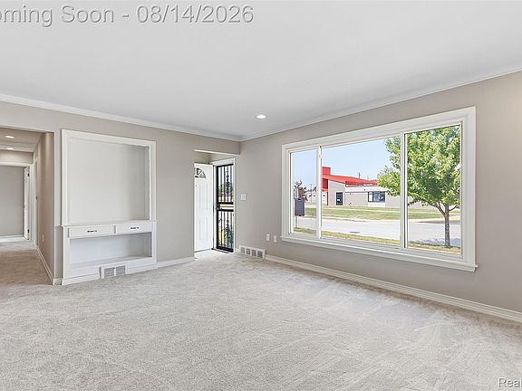 3rd image of 21508 Lanse St