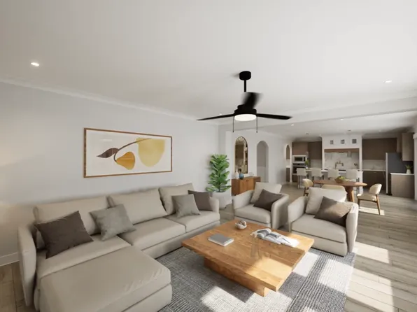 Trey Vista Plan, Grand Hollow