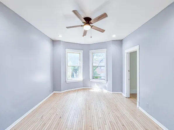 3208 W Beach Ave Unit 2, Chicago, IL 60651