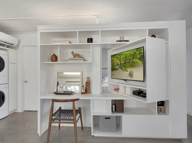 Built-in desk and TV turntable with shelves Built-in desk and TV turntable with shelves