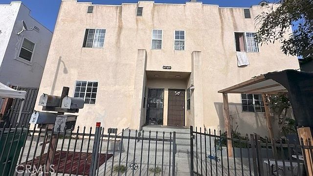 1st image of 1470 Henderson Ave APT B