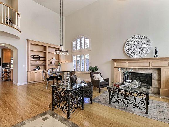 4th image of 18621 Starrett Ct