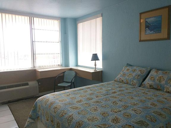 5th image of 1233 S Atlantic Ave #315
