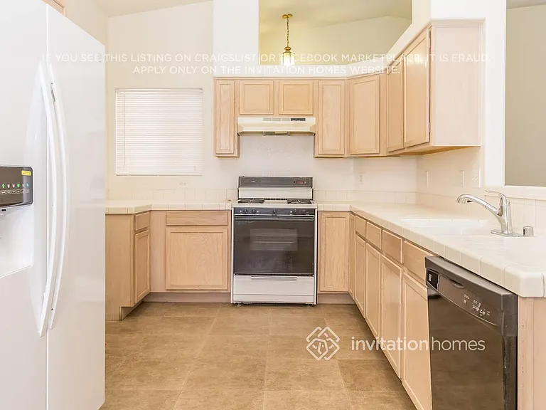 5343 Joshua Jose St — Photo 4