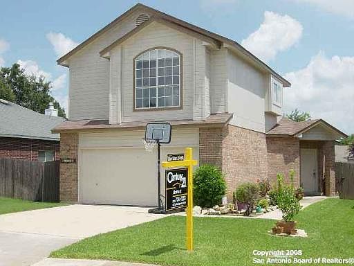 1st image of 1338 DEZARAE ST