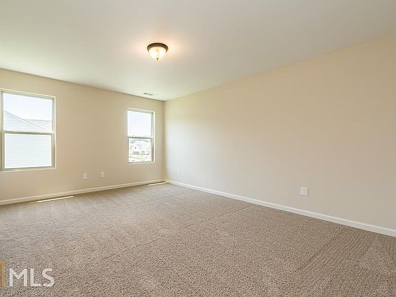 5th image of 1236 Dianne Dr