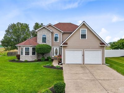 170 Fox Harbor Dr, Troy, OH, 45373