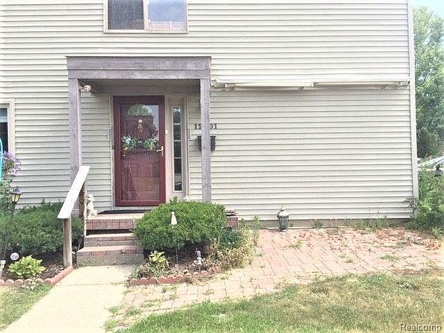 1st image of 12201 Woodside Dr