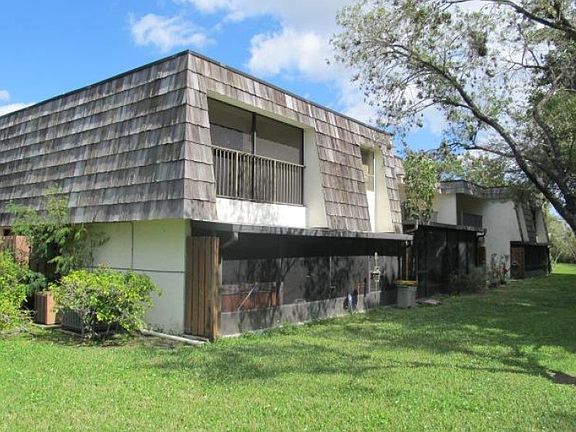 2nd image of 8484 S Coral Cir