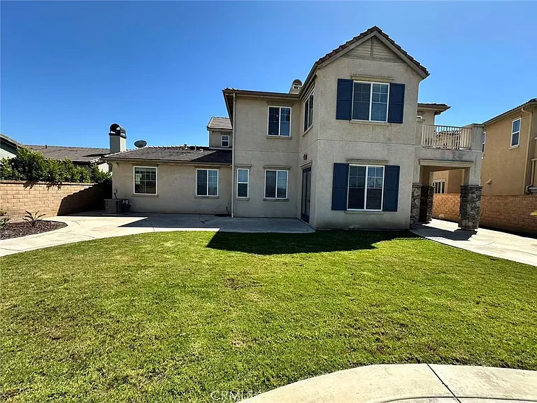 22276 Silverpointe Loop — Photo 2