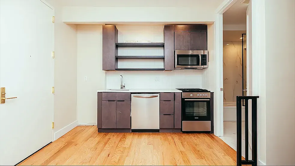 198 Johnson Avenue — Photo 1