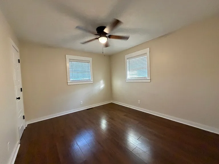 1046 Tennessee Hills Dr — Photo 32