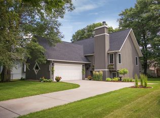 9787 Magnolia St NW, Coon Rapids, MN 55433