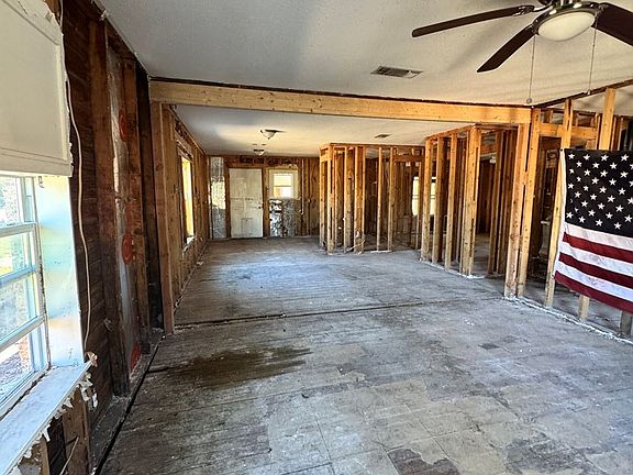 5th image of 1721 E Harris Ave