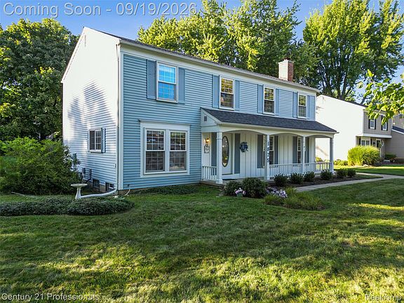 3rd image of 1875 Fordham Dr