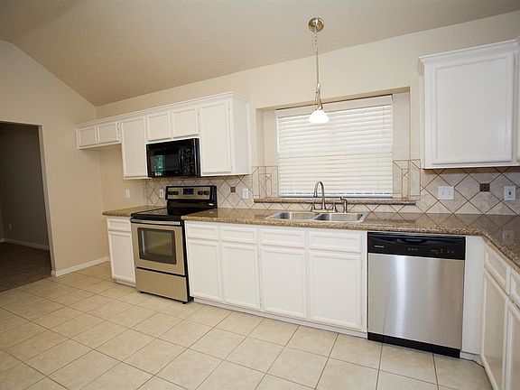 5th image of 5645 Jackie Ln