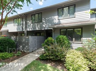 702 Crowfields Ln, Asheville, NC 28803