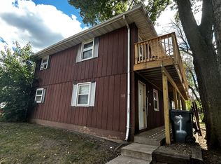 626 Market St #1, Pekin, IL 61554