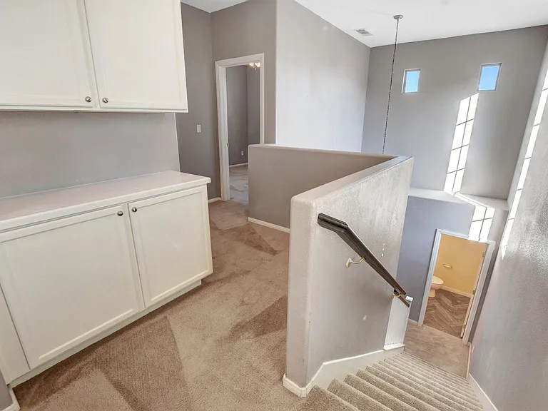 2349 Brooklyn Bridge St — Photo 10